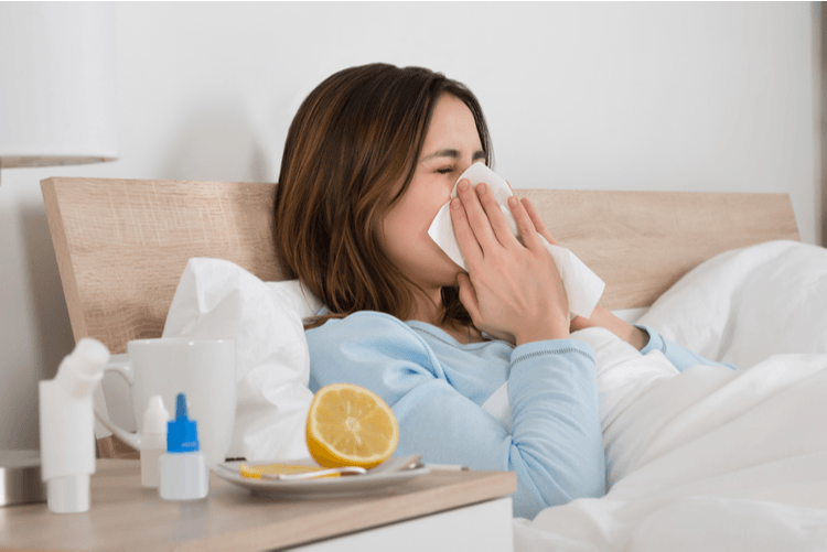 Bác sĩ tư vấn cách phòng tránh bệnh đường hô hấp trong thời tiết giao mùa